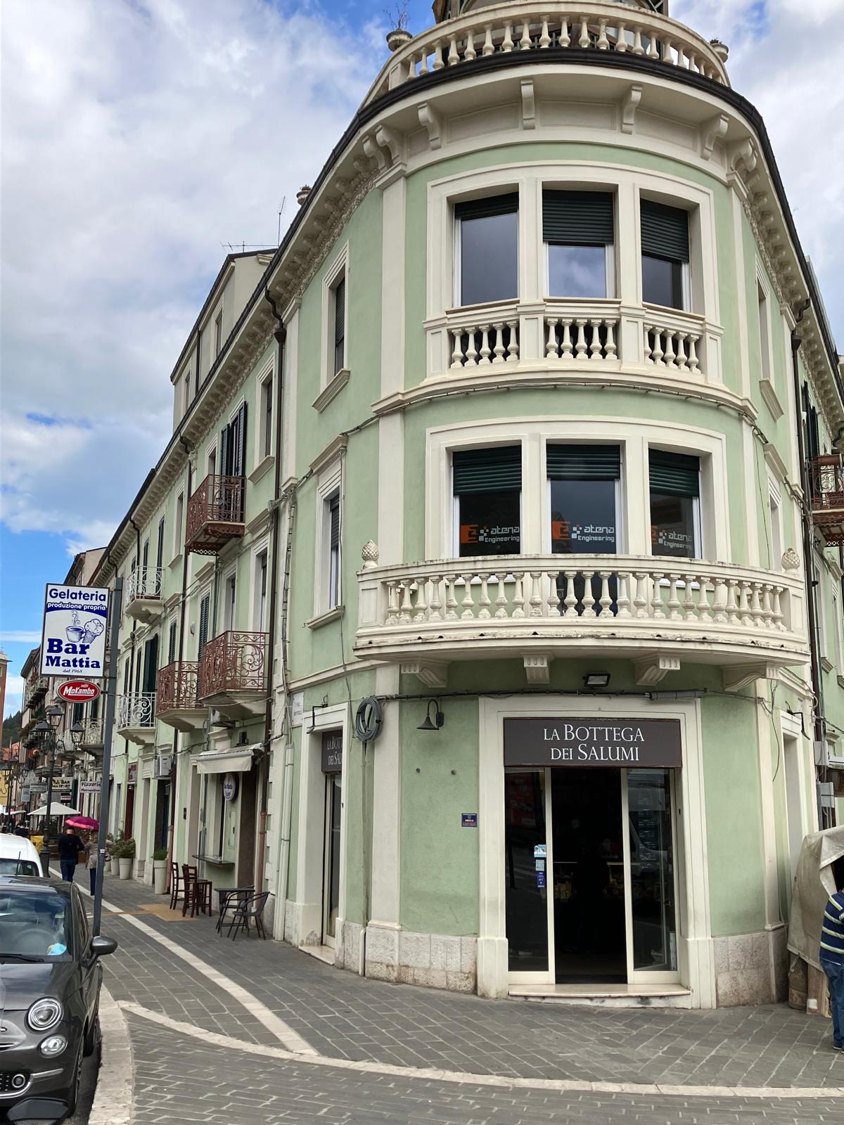 AENG vista esterna.jpg